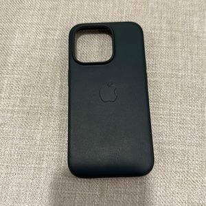 iPhone 14 Pro Leather Case, Forest Green, New